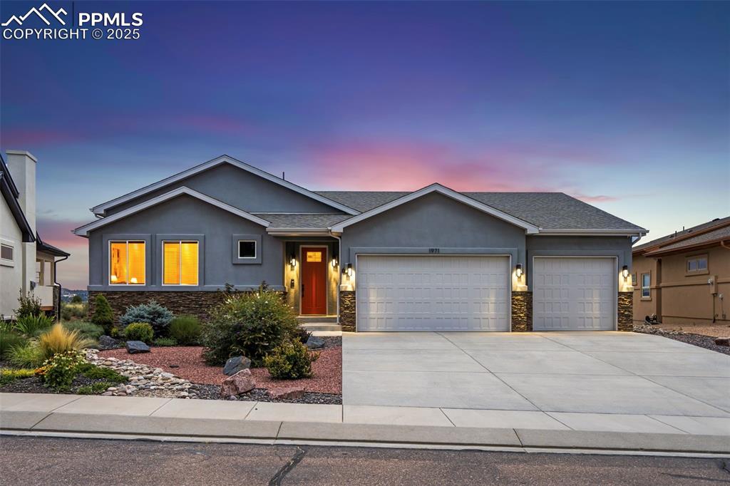 Image 5 of 47: Front of Structure