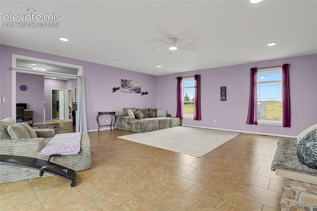Image 16 of 50: Family Room