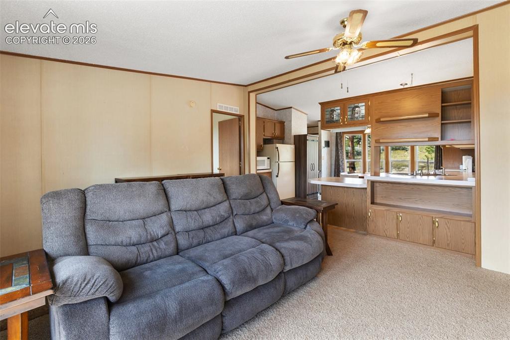 Image 18 of 39: Living Room