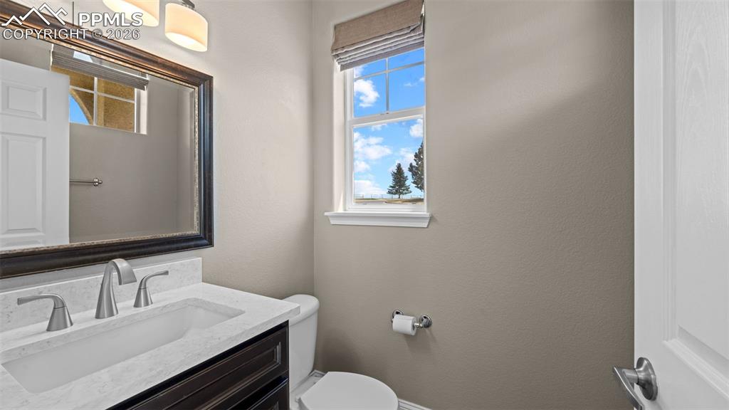 Image 13 of 39: Bathroom