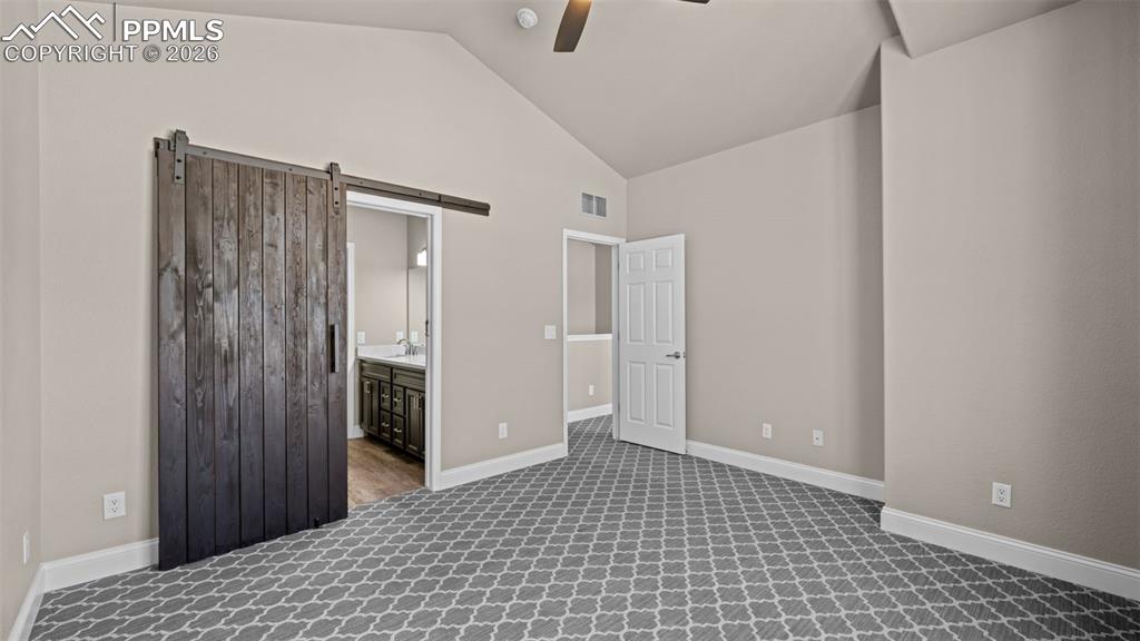 Image 18 of 39: Bedroom