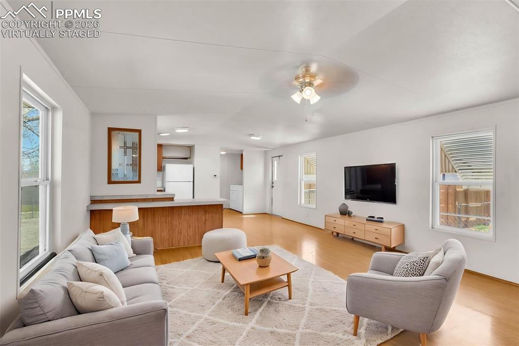 Image 6 of 35: Virtually Staged