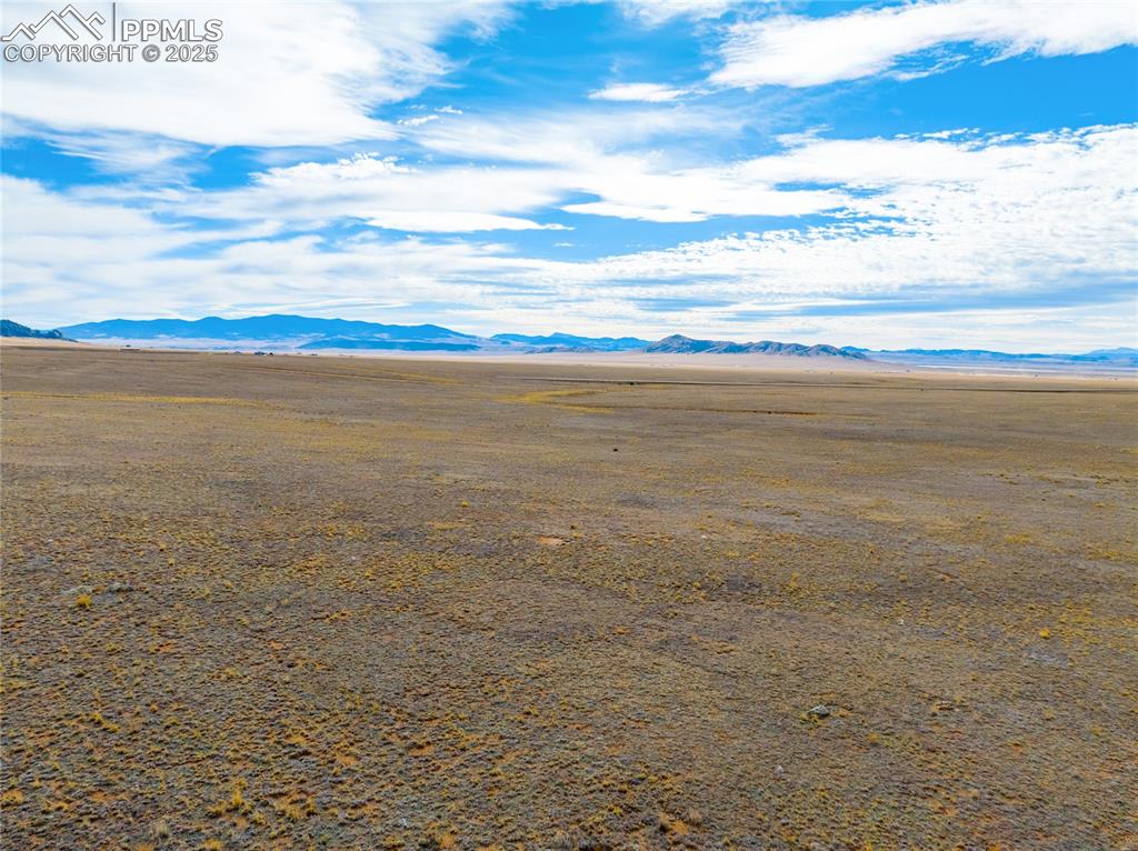 Image 17 of 19: View