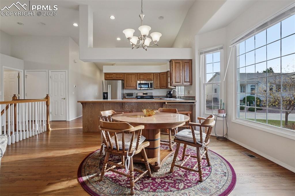 Image 11 of 42: Open concept floorplan