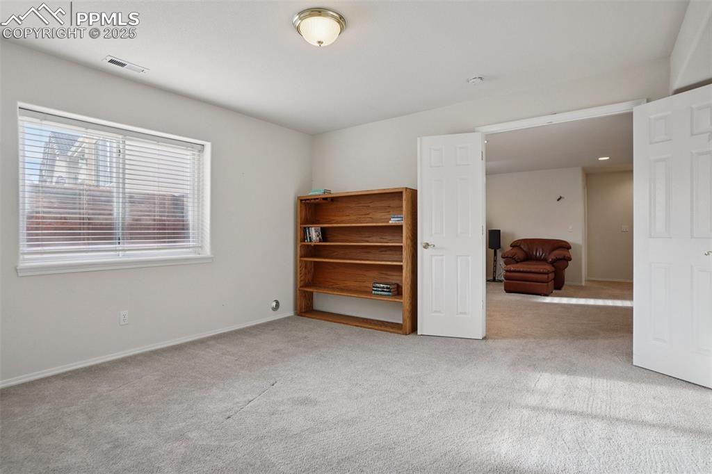 Image 29 of 42: Large secondary bedroom