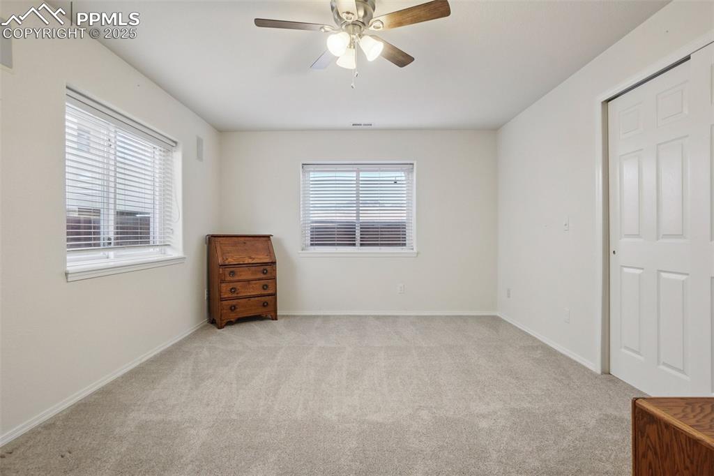 Image 33 of 42: Large secondary bedroom