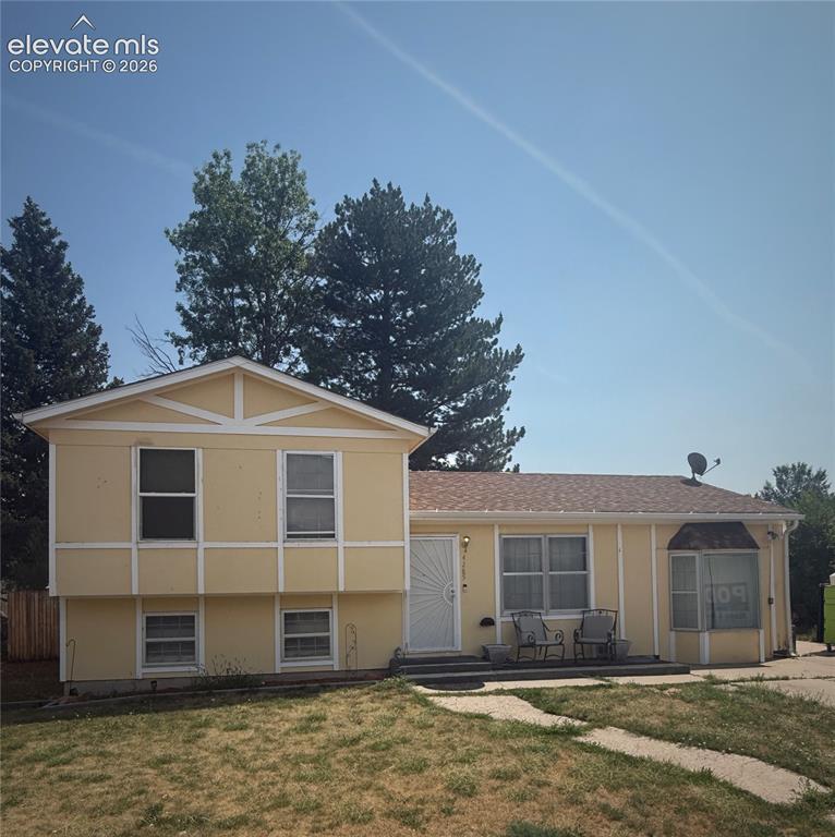 Image 2 of 21: Front of Structure