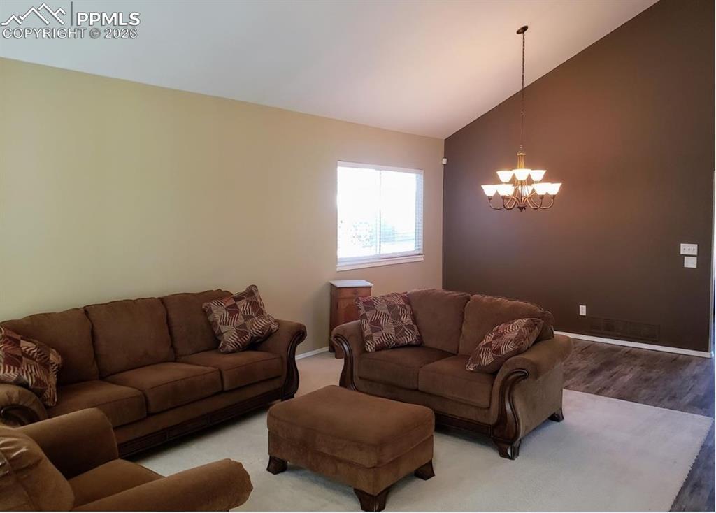 Image 4 of 31: Living Room