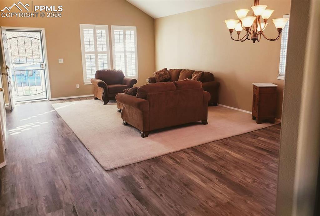 Image 5 of 31: Living Room