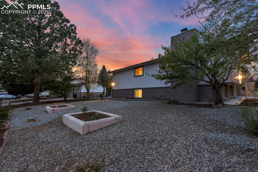 Image 5 of 27: Other