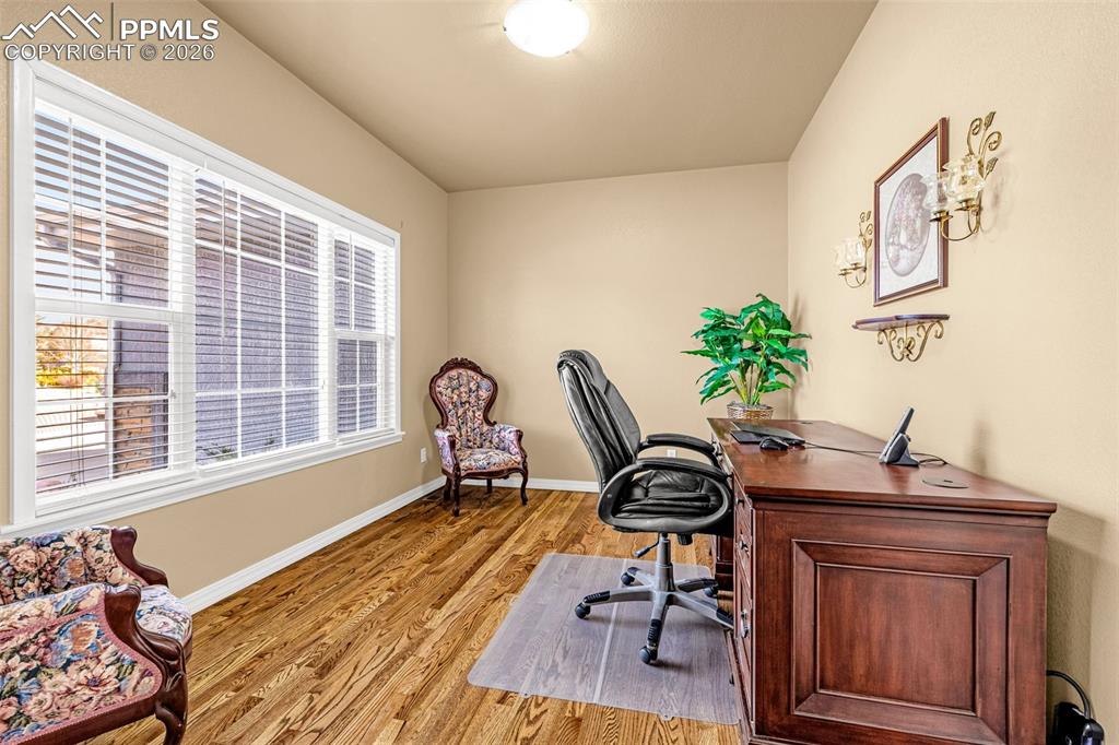 Image 5 of 47: Office