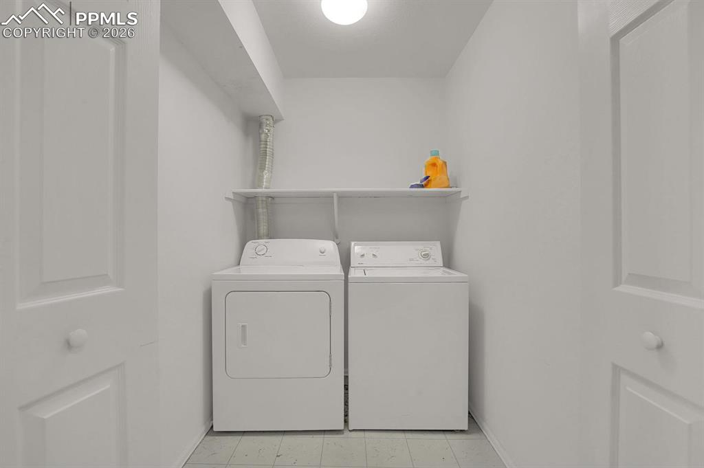 Image 17 of 26: Laundry