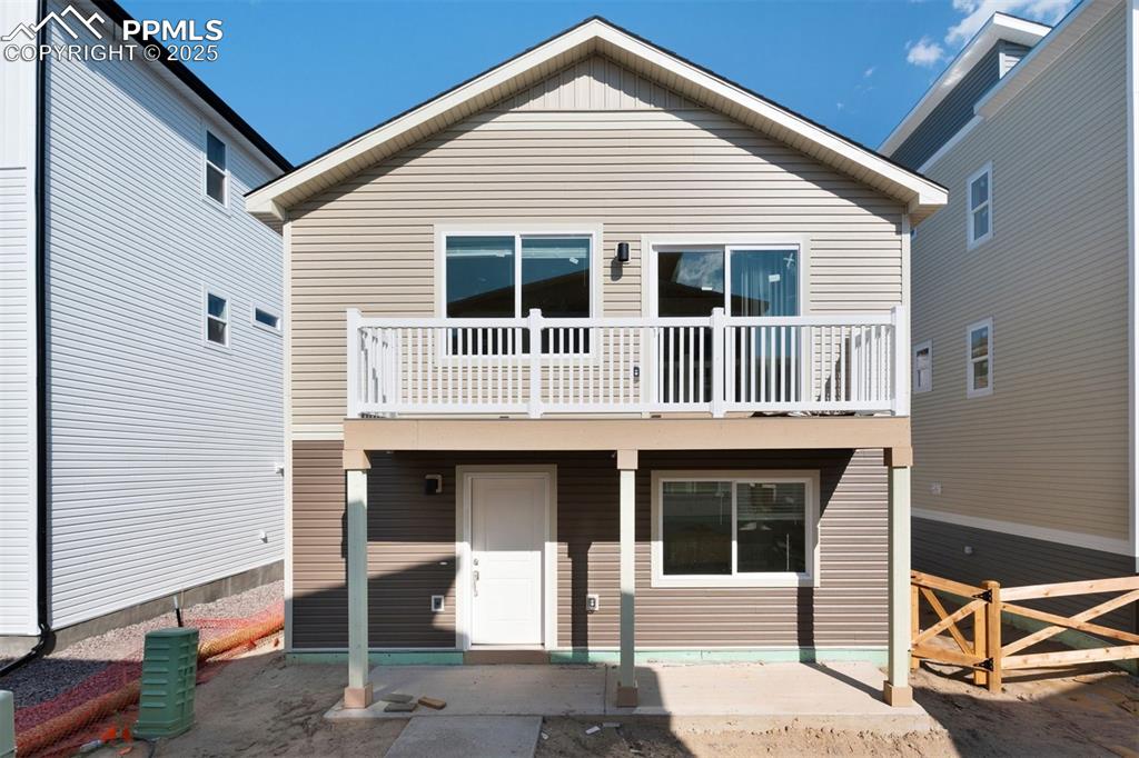 Caption: View of front of property