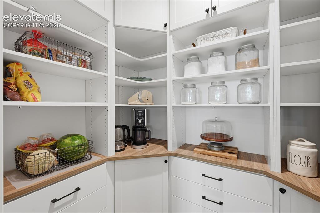 Image 13 of 45: Pantry