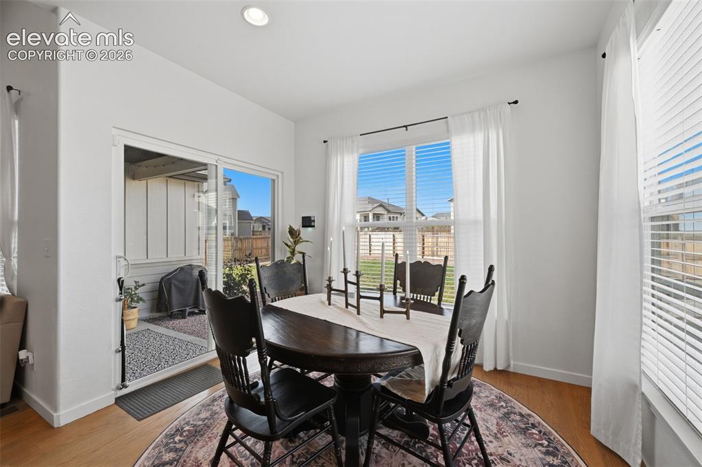 Image 9 of 45: Dining Area
