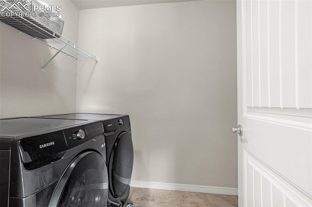 Image 16 of 38: Laundry