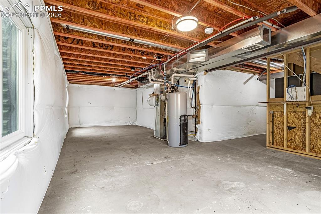 Image 26 of 38: Basement