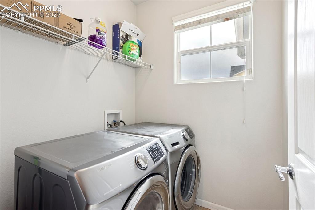 Image 14 of 36: Laundry