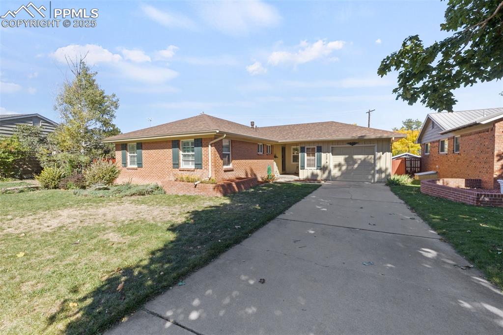 Image 6 of 50: Front of Structure