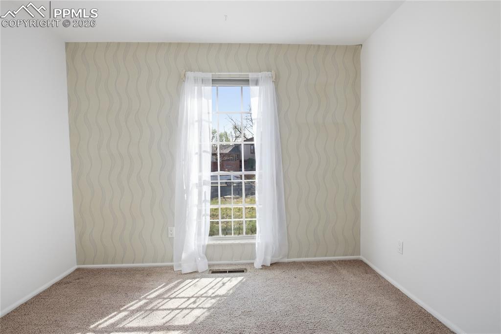 Image 26 of 41: Bedroom