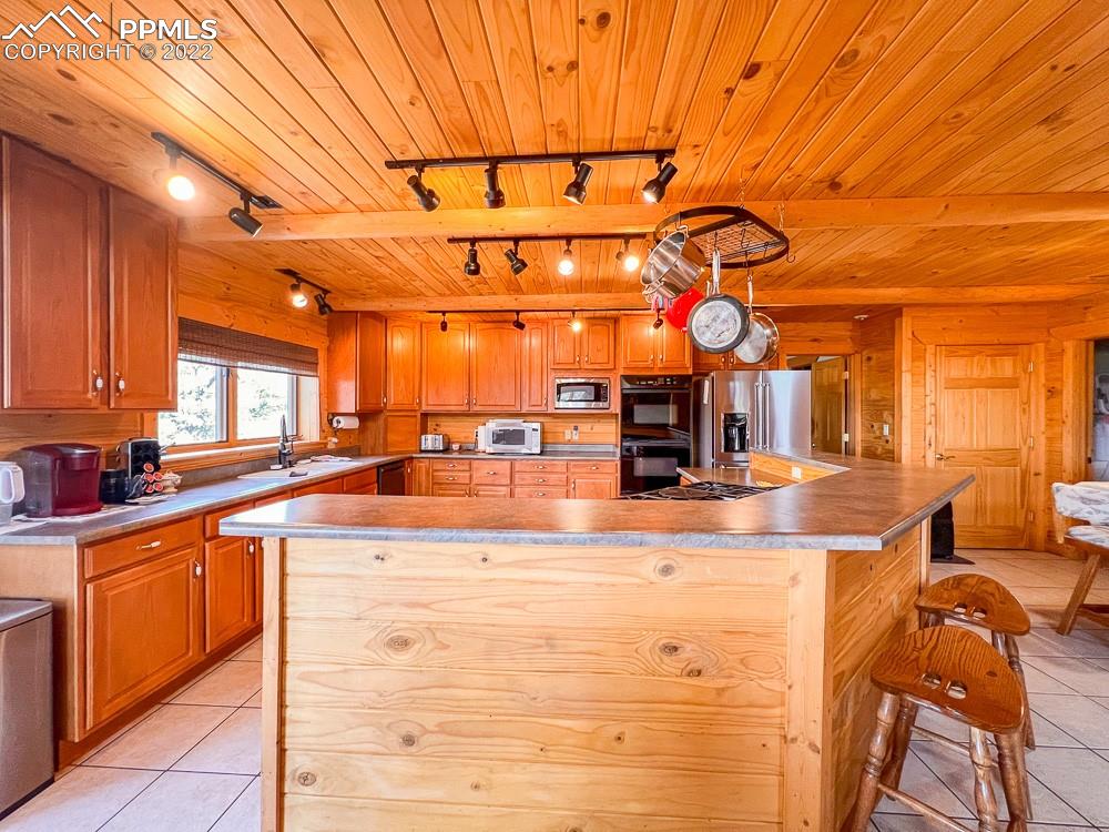 Listing 9089602, Image 9 of 47