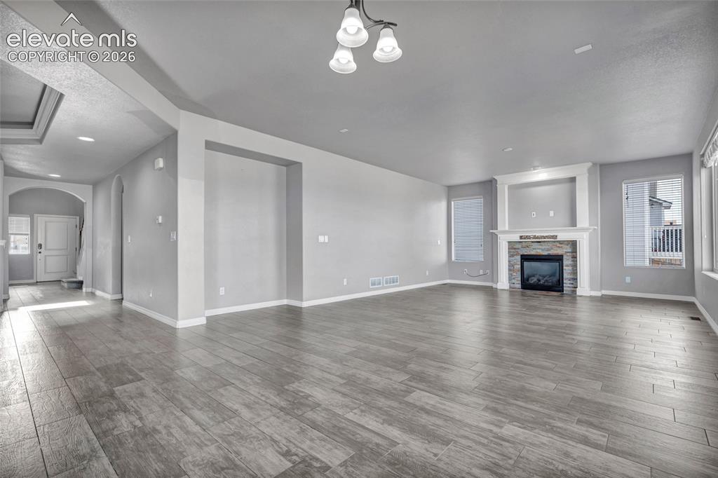 Image 11 of 40: Living Room