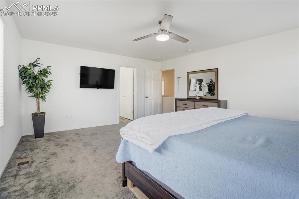 Image 29 of 49: Bedroom