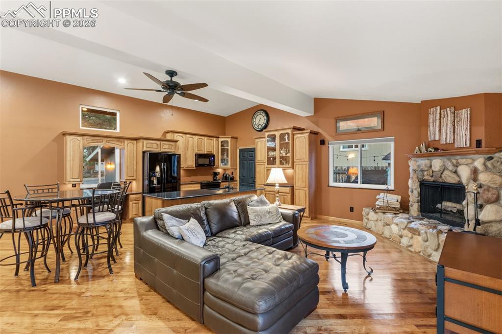 Image 10 of 47: Living Room