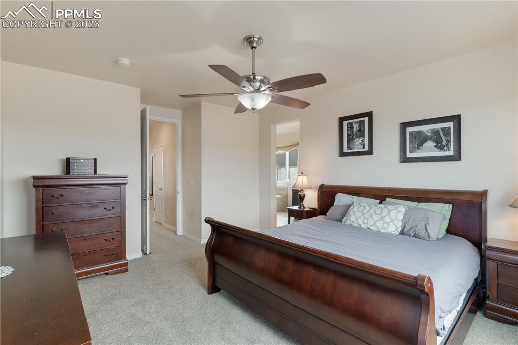 Image 17 of 41: Bedroom