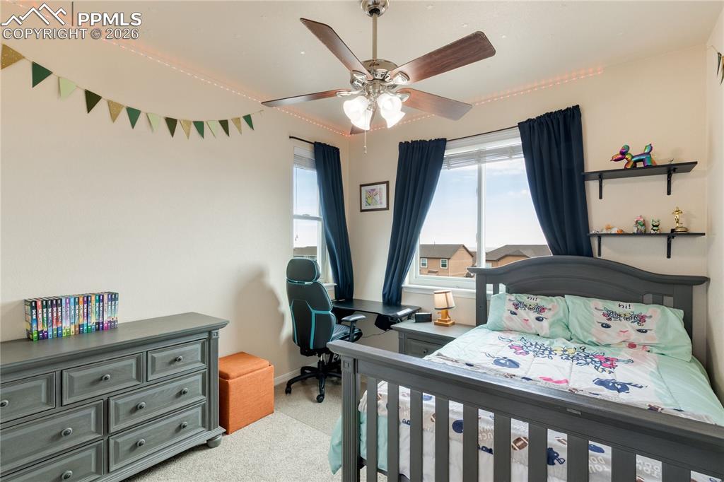 Image 20 of 41: Bedroom