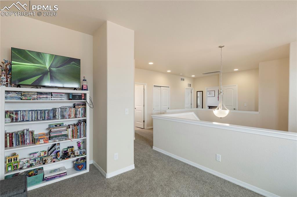 Image 26 of 41: Loft