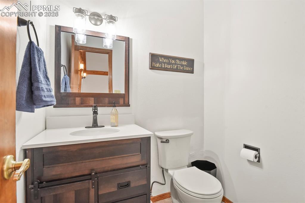 Image 18 of 38: Bathroom