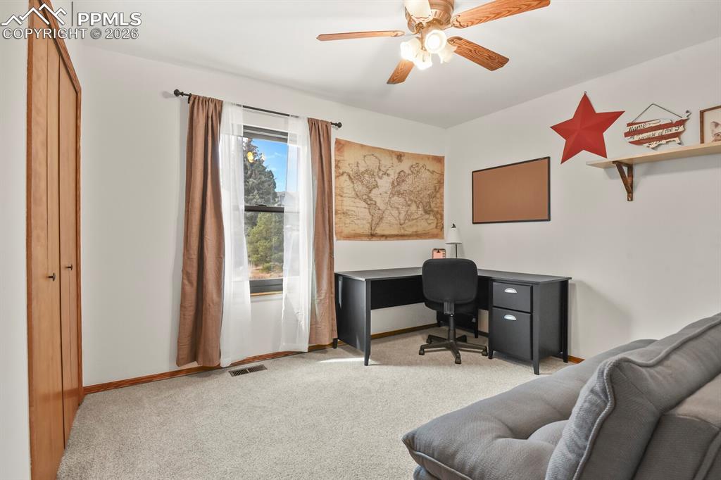 Image 22 of 38: Bedroom