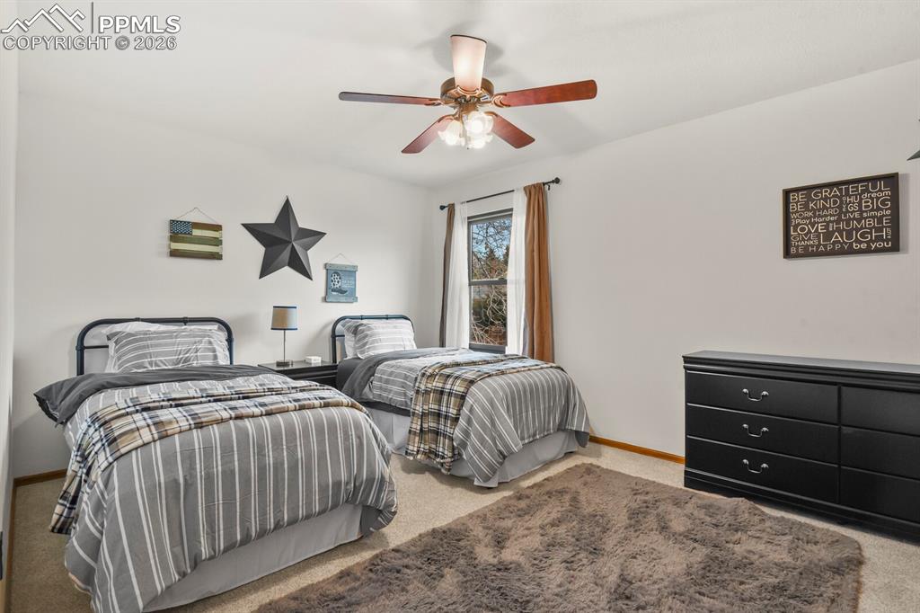 Image 27 of 38: Bedroom