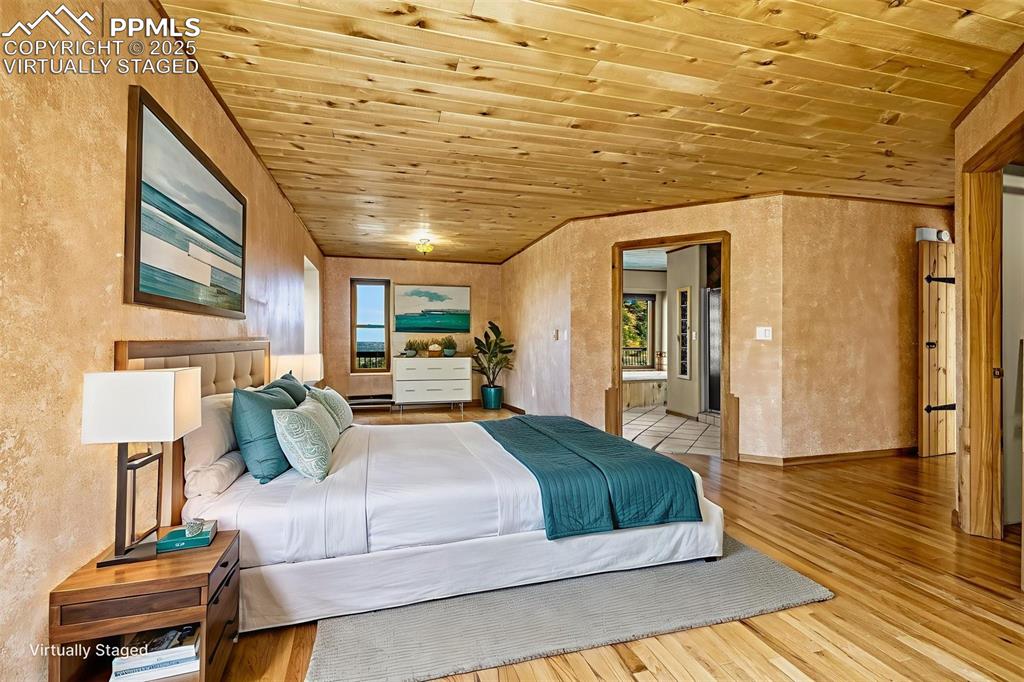 Image 27 of 48: Virtually Staged