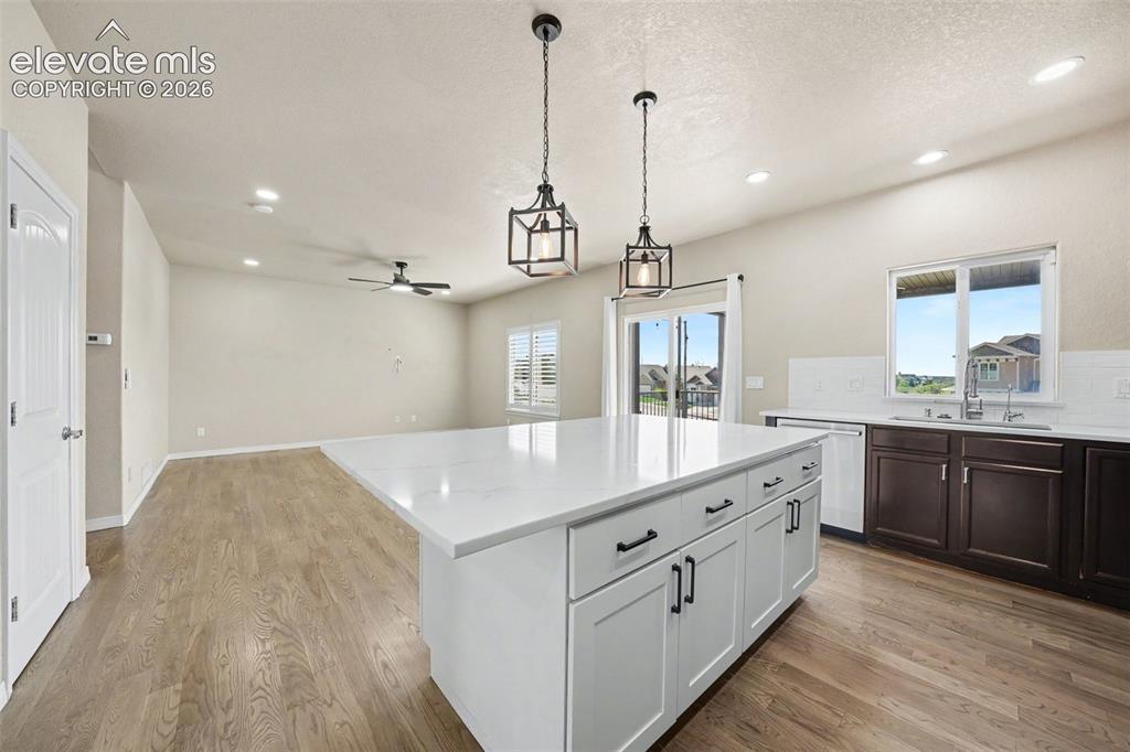 Image 8 of 48: Kitchen