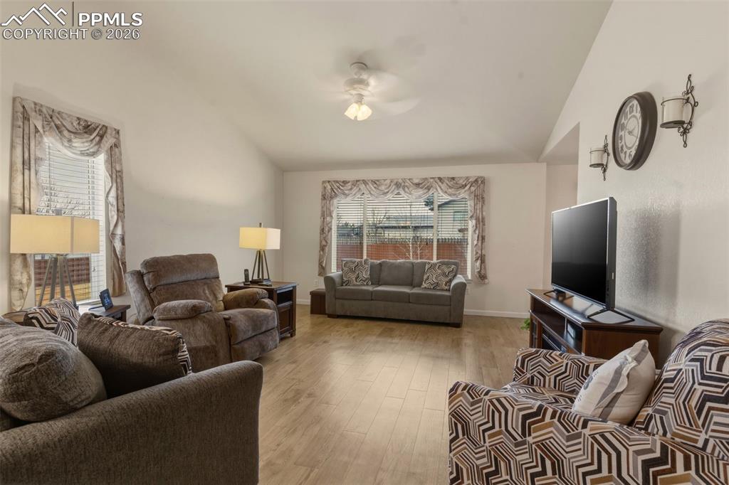 Image 8 of 30: Living Room