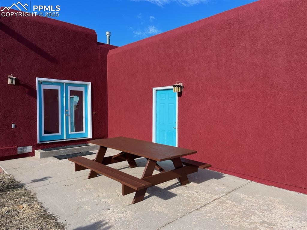 Image 3 of 43: Patio