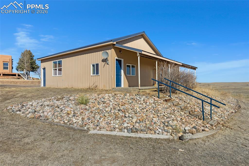 Image 33 of 49: Side of Structure