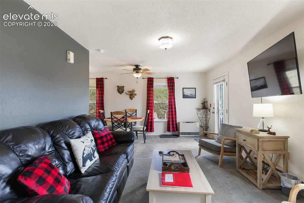 Image 10 of 36: Roomy and thoughtful floor plan. 