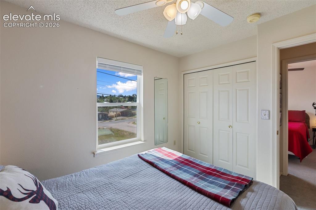 Image 32 of 36: Guest Bedroom.