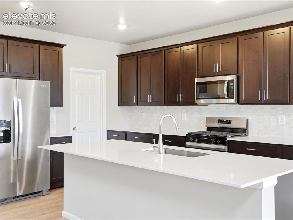 Image 8 of 39: Kitchen