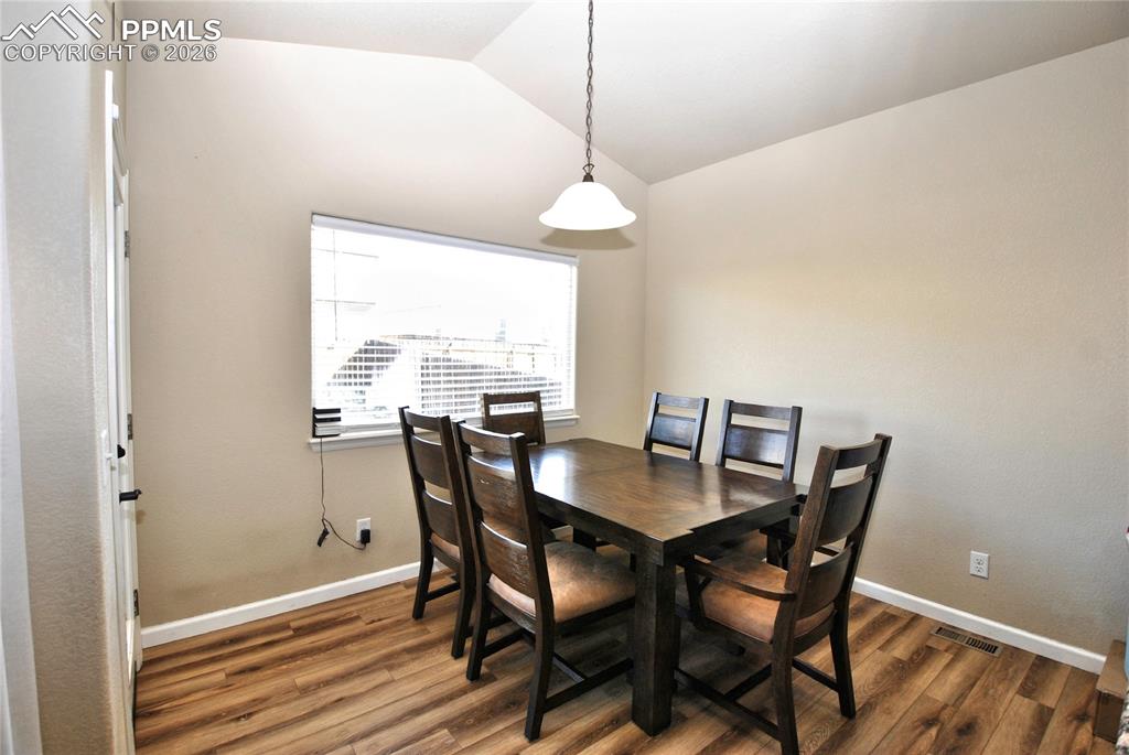 Image 12 of 38: Dining Area