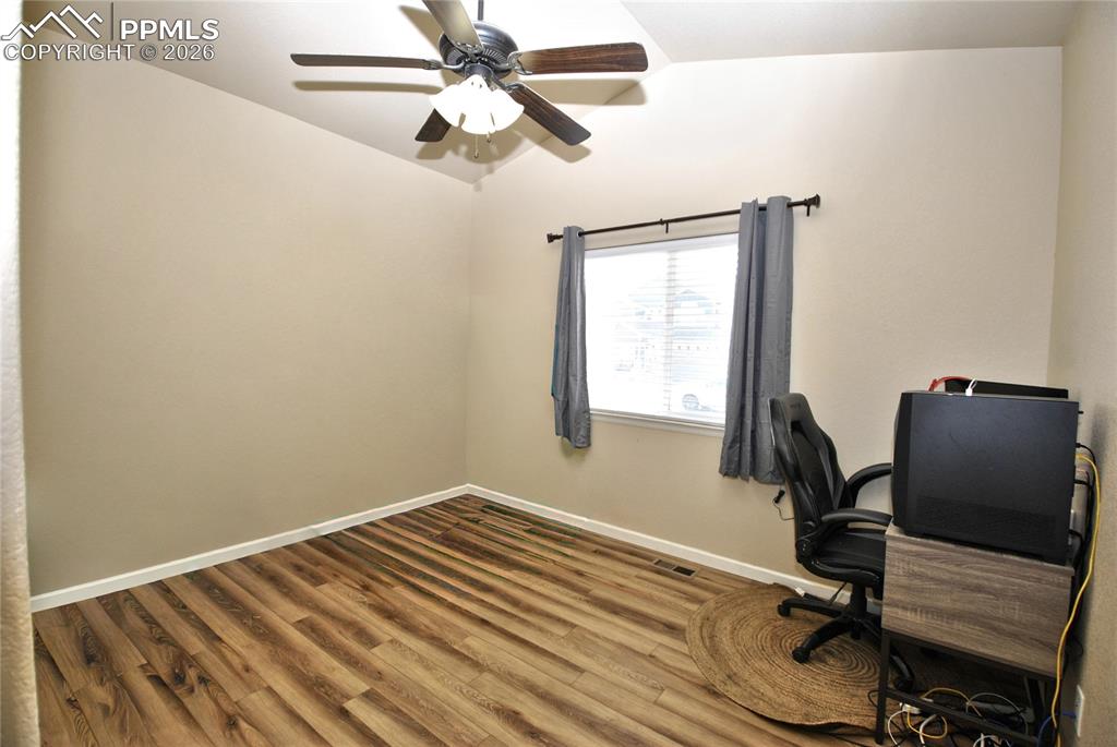 Image 20 of 38: Bedroom