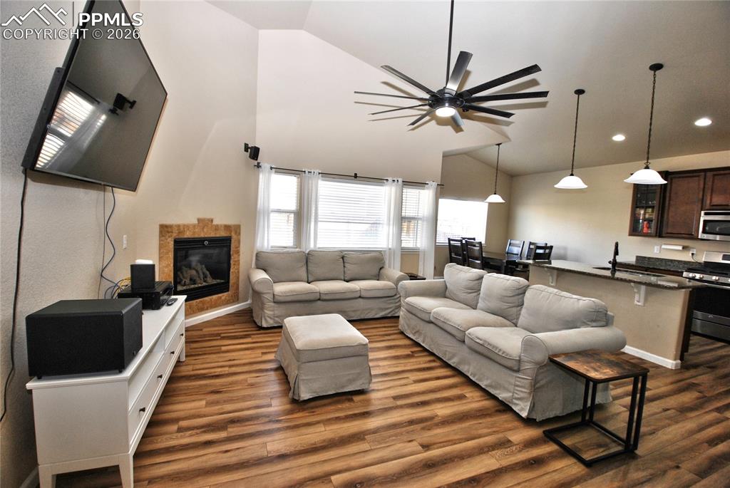 Image 4 of 38: Living Room