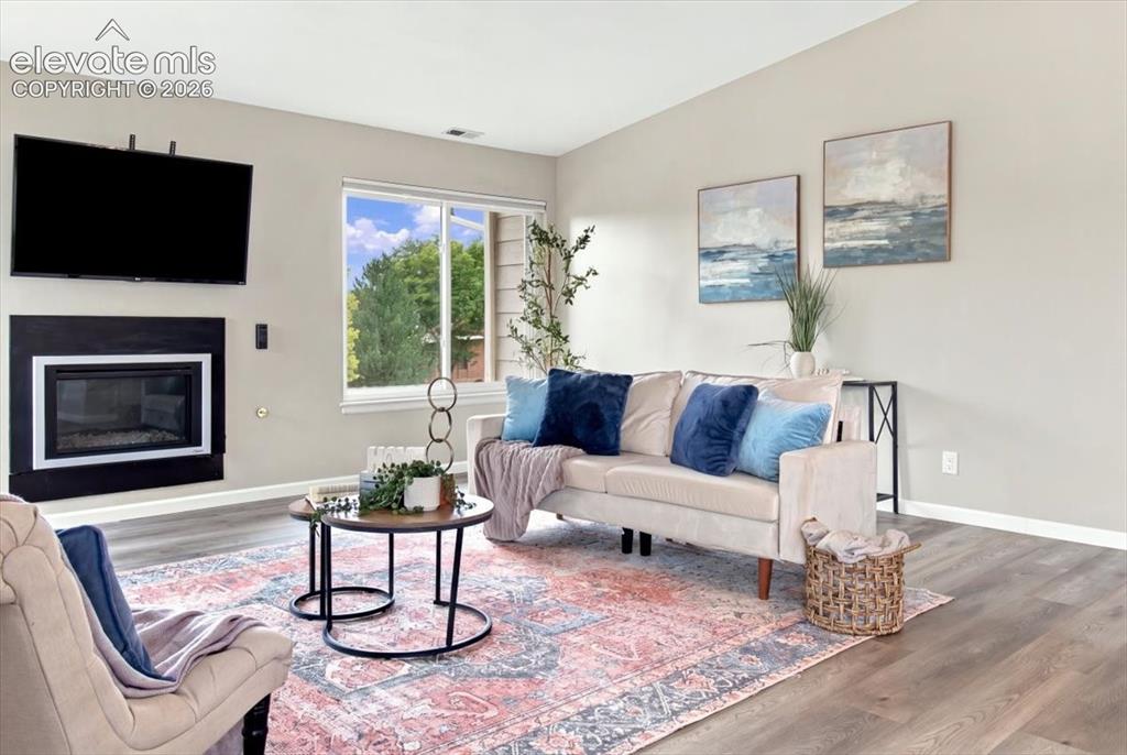 Image 13 of 40: Living Room