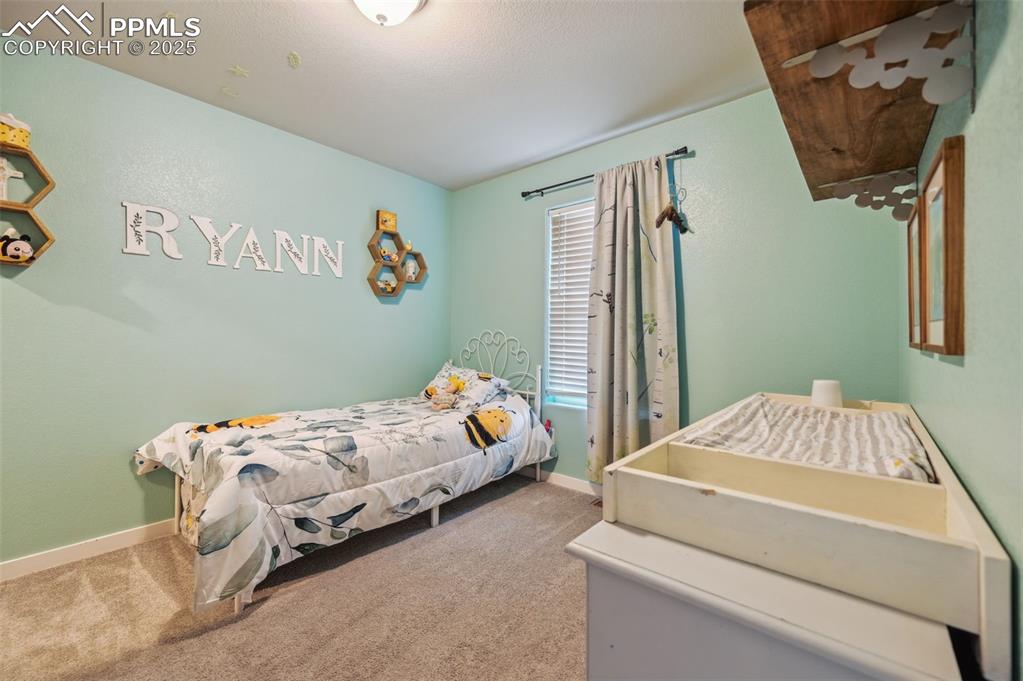 Image 17 of 46: walk-in Closet