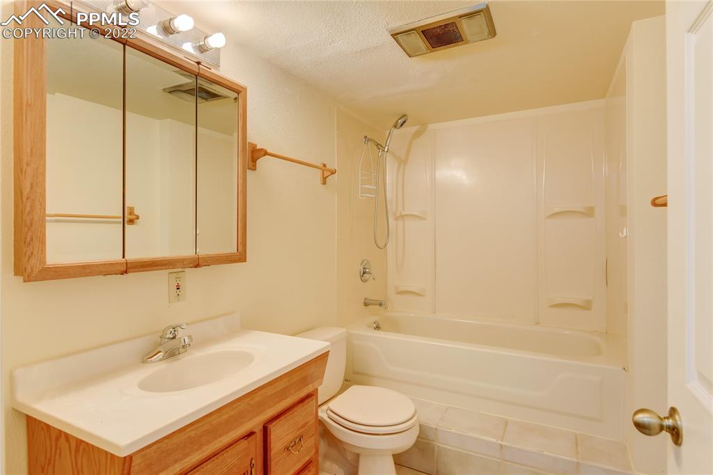 Listing 9110416, Image 30 of 37