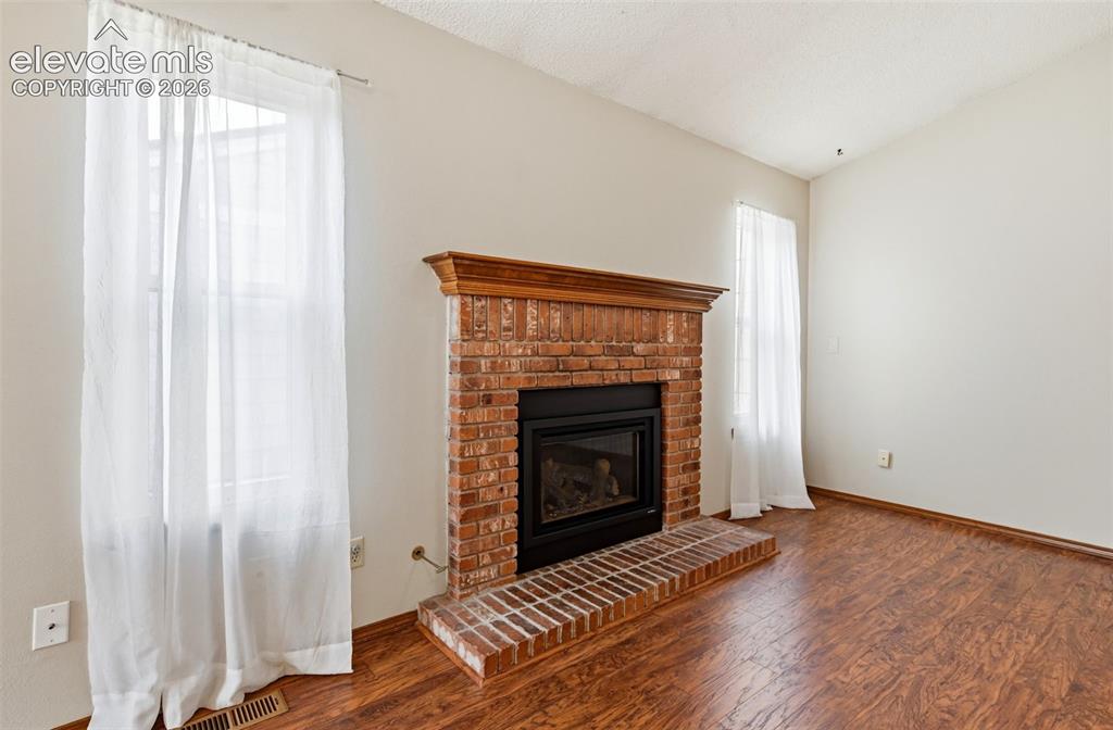 Image 9 of 49: Remote controlled gas fireplace