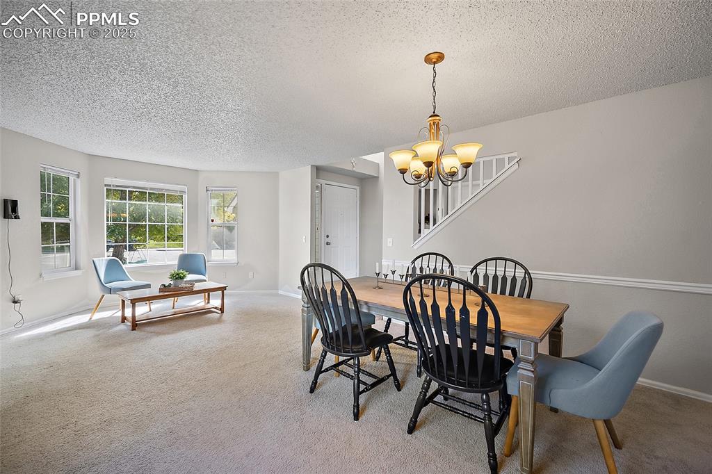 Image 7 of 47: Dining Area